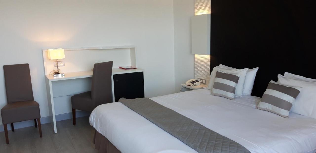 Hotel Uhainak 앙다이 외부 사진